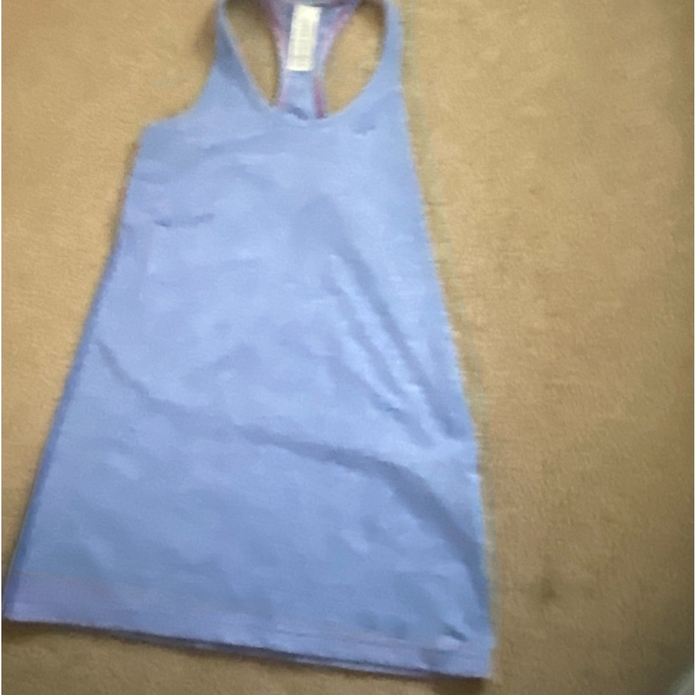 Ivivia (lululemon kids), worn a good amount of times, feels new , purple/blue